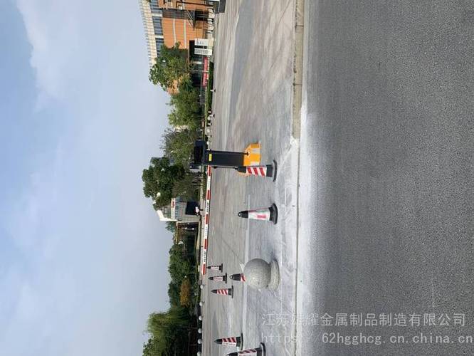 江苏浙江贵州湖南智能道闸无人值守车辆识别系统通道闸制造厂