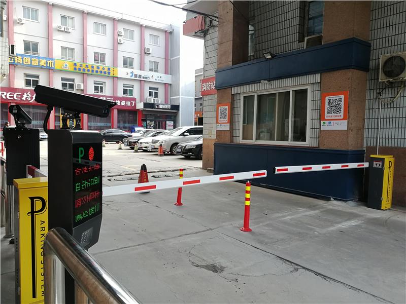 折杆式道闸 长治电动广告道闸定制